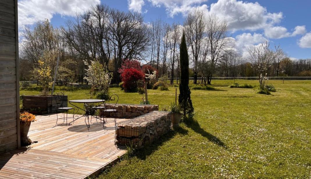 Saint-Gourson Relais De La Brande B&B 외부 사진